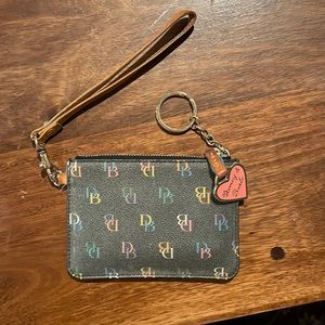 Dooney & Bourke clutch/wristlet/wallet